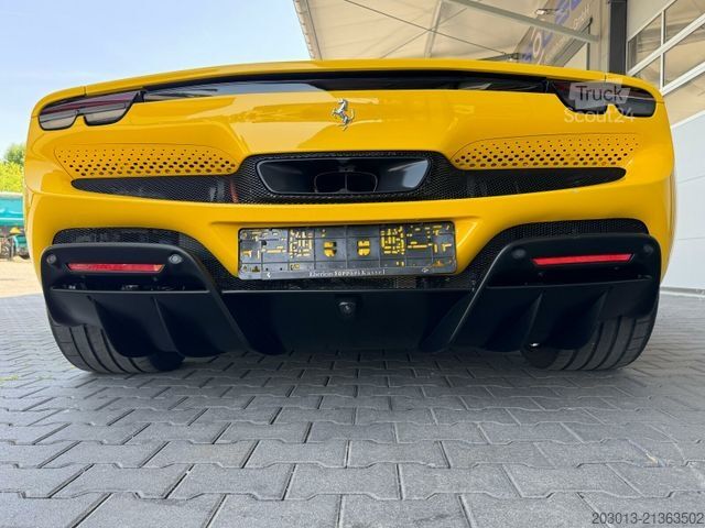 Fourgon FERRARI 296 GTB Coupe