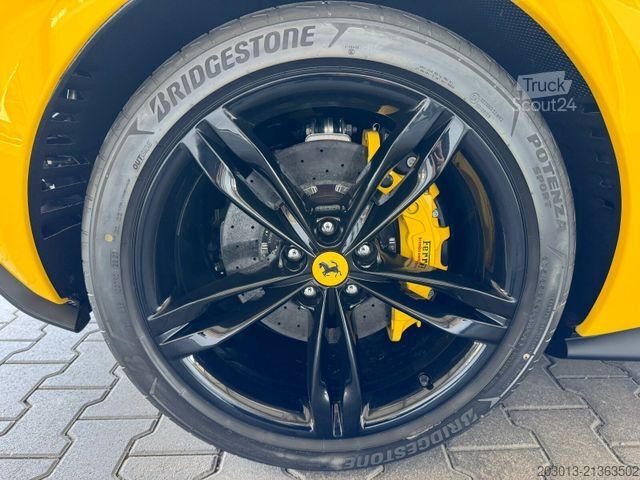 Fourgon FERRARI 296 GTB Coupe