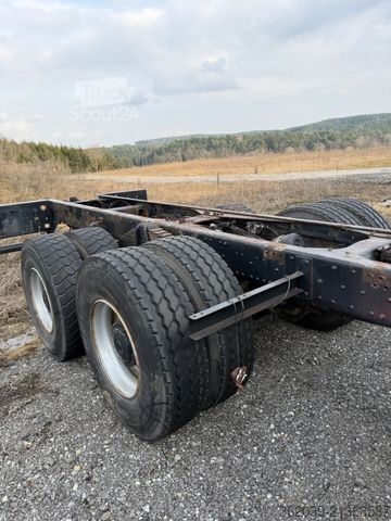 Sunkvežimio važiuoklė STEYR 33S41 6X4