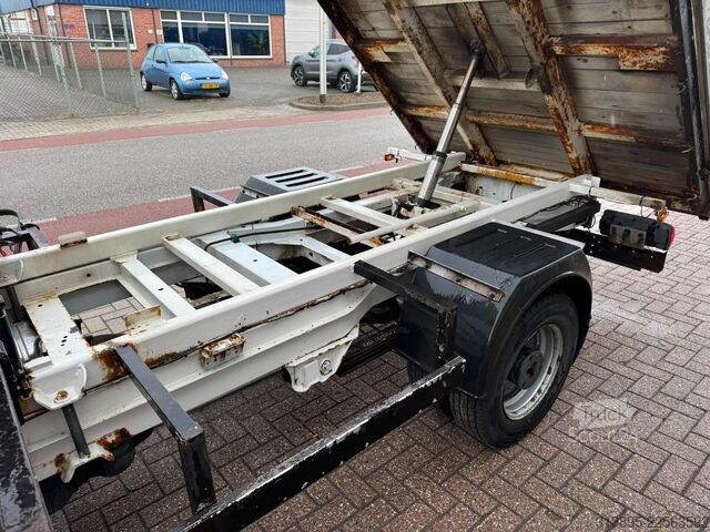 Kipper Mercedes-Benz 513 CDI, Crane Hiab 022-2 kipper