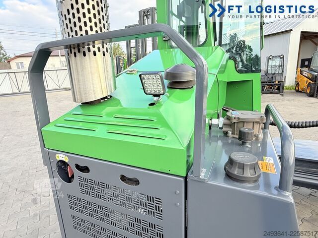 Chariot élévateur multidirectionnel Combilift C4500 DIESEL DUPLEX WIDE FORK POSITIONER