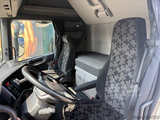 Стандартний тягач SCANIA R460 , RETARDER, E6,