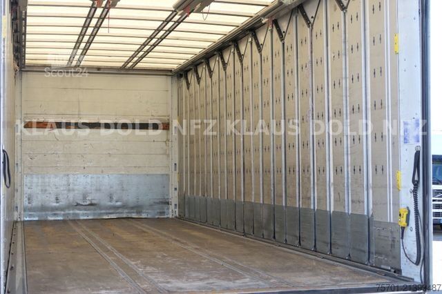 LKW mit Getränkeaufbau RENAULT Premium 430 Getränkewagen Lift-/Lenkachse LBW