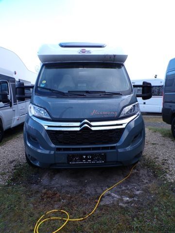Halvintegreret autocamper BÜRSTNER Lyseo TD 690 G Isofix, elekt. Hubbett,L-Sitzgr.