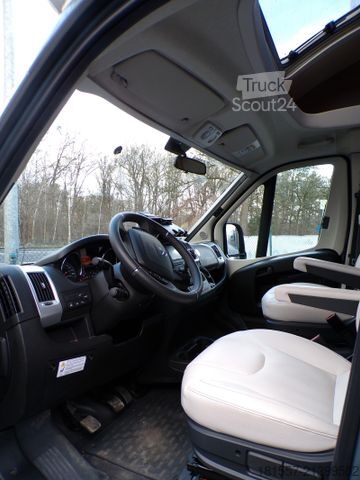 Halvintegreret autocamper BÜRSTNER Lyseo TD 690 G Isofix, elekt. Hubbett,L-Sitzgr.