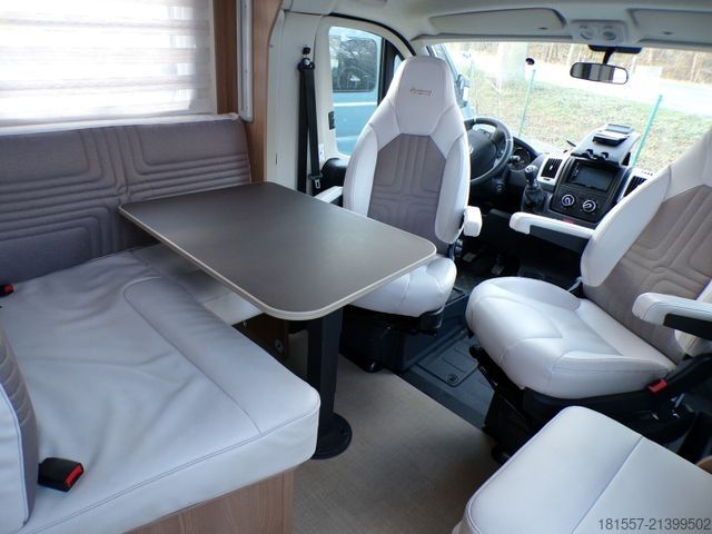 Halvintegreret autocamper BÜRSTNER Lyseo TD 690 G Isofix, elekt. Hubbett,L-Sitzgr.