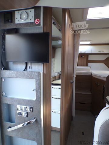 Halvintegreret autocamper BÜRSTNER Lyseo TD 690 G Isofix, elekt. Hubbett,L-Sitzgr.