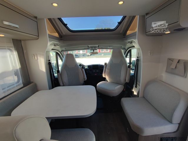 Halvintegreret autocamper CARADO T 447 Pro +, SAT-TV/ Markise, Combi 6 E