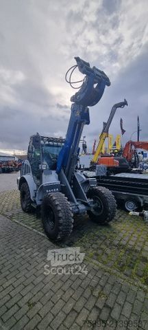 Kolesni nakladalnik KRAMER 8095Tele , Top Ausstattung