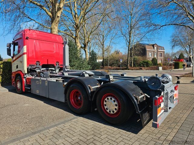 Kanca kasalı yük kamyonu (roll-off) SCANIA R500 Cr 20 6x2*4 Abrollkipper