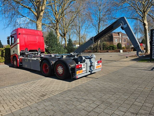 Kanca kasalı yük kamyonu (roll-off) SCANIA R500 Cr 20 6x2*4 Abrollkipper