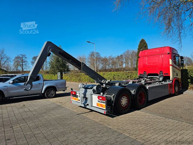 Camião porta-contentores de gancho SCANIA R500 Cr 20 6x2*4 Abrollkipper