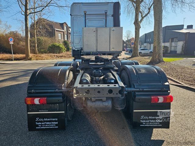 Zware vrachtwagen MERCEDES-BENZ Actros 2654 6x4 AP Achsen 120 Tonnen