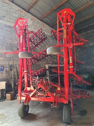 Houe agricole Einböck Aerostar 1200