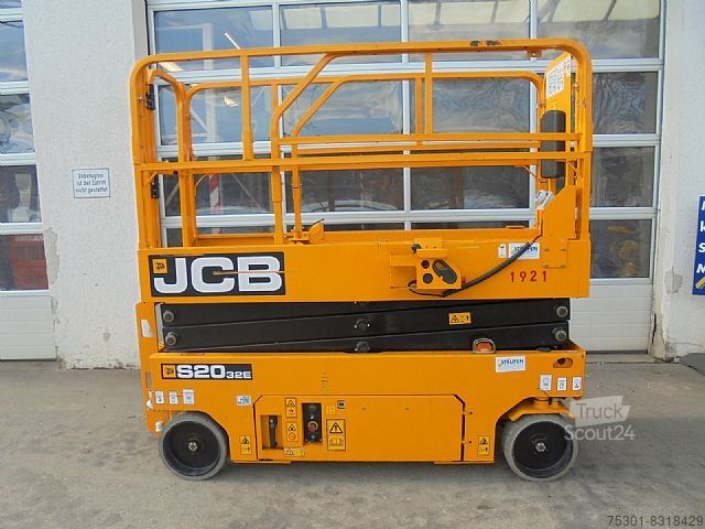 JCB S 2032 E