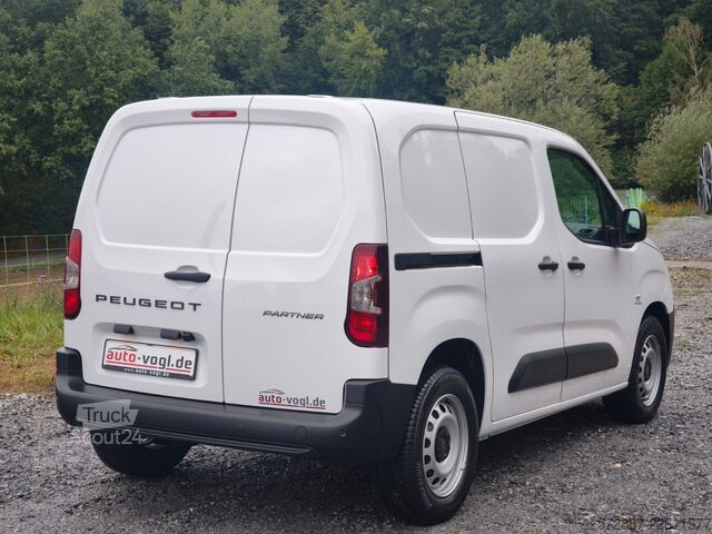 Varebil Peugeot Partner M Diesel 100 L1 3-Sitze,Worksite