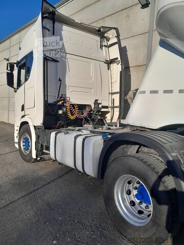 Tracteur routier standard SCANIA R 500
