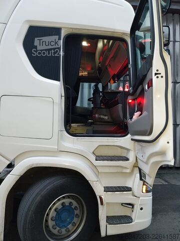 Tracteur routier standard SCANIA R 500