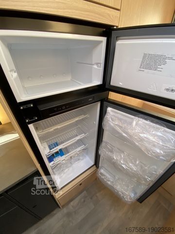 Autocaravana con alcoba SUNLIGHT A 70, Navi,Twin RFK,Sat,TV,Markise,Green Trail