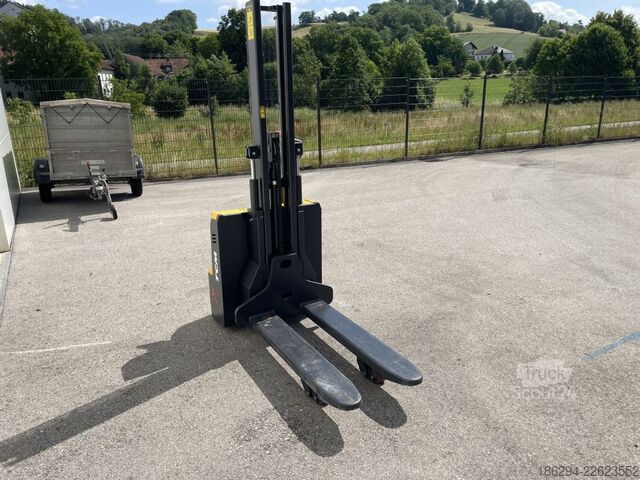 Hochhubwagen TCM PSL12EI-01 Vorführer mit nur 20Std.