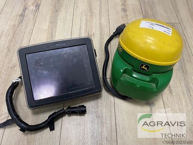Ciągnik John Deere 6170 R