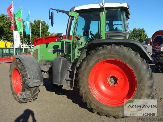 Traktor Fendt 712 VARIO