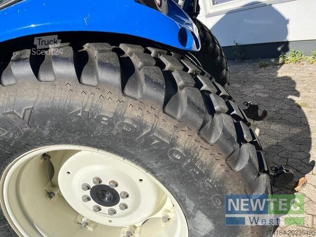 Traktor New Holland T 4.75 S