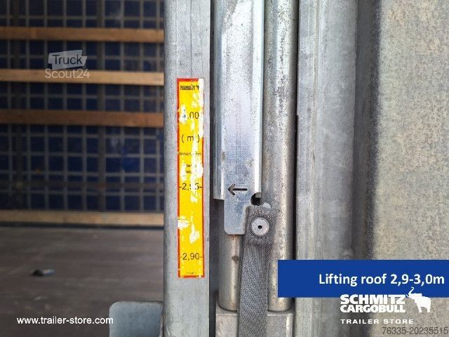 Semi-remorque bâchée Schmitz Cargobull Curtainsider Mega