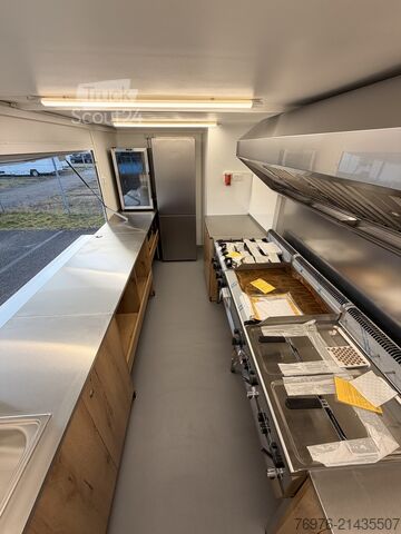 Magasin Mobile Mercedes-Benz Foodtruck, Imbisswagen, Food Truck mit neuer Küche und Ausstattung