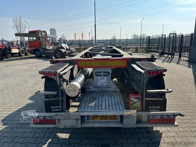 Container transportation Van Hool 3-ASSIGE OPLEGGER 20FT ADR CHASSIS / EMPTY WEIG...