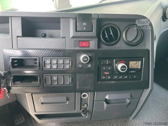 Volume SCM Renault T480 VF611A362MD029904  2X FUEL TANK, PARKING A...