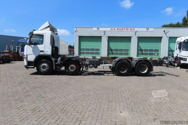 Alusta ja ohjaamo Volvo FM 12.380 8x4 FULL SPRING. 100% condition!