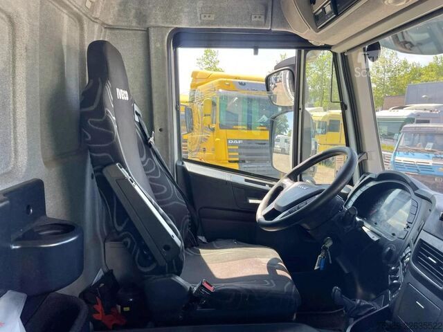 Soğutmalı/dondurulmuş taşıma Iveco Stralis 270 CNG! 294094 km!!  9.05 m long body!...