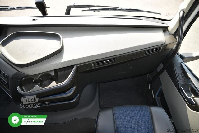 Tracteur routier standard VOLVO FH 500 Globetrotter XL Varios