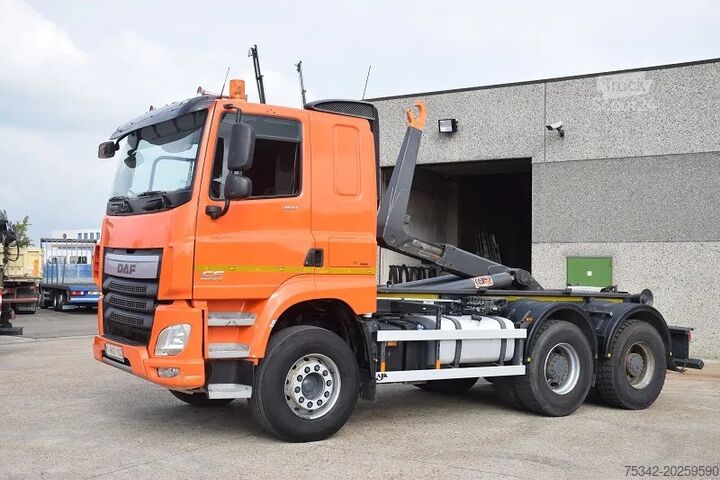 Haakarmsysteem DAF CF 460