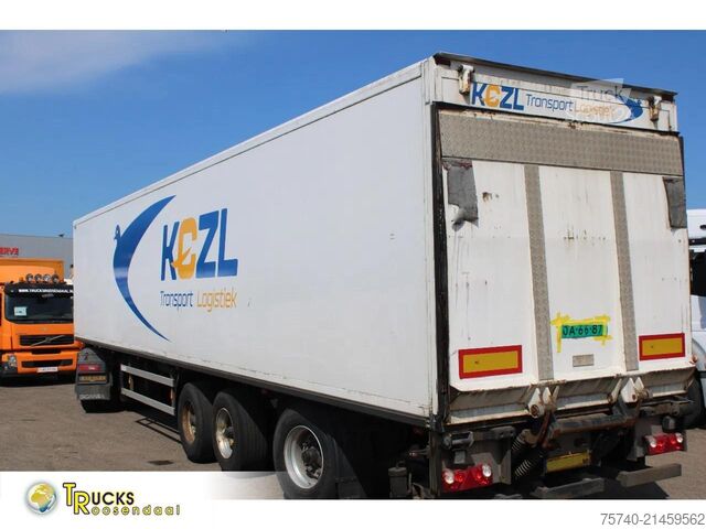 Caisse fermée Groenewegen 3x BPW 3 TONS  lift