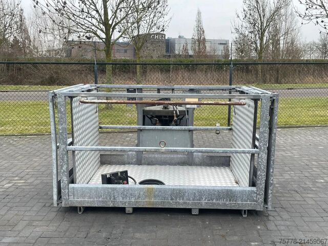 Work basket Manitou WORKING PLATFORM | BASKET | WERKBAK | HYDR