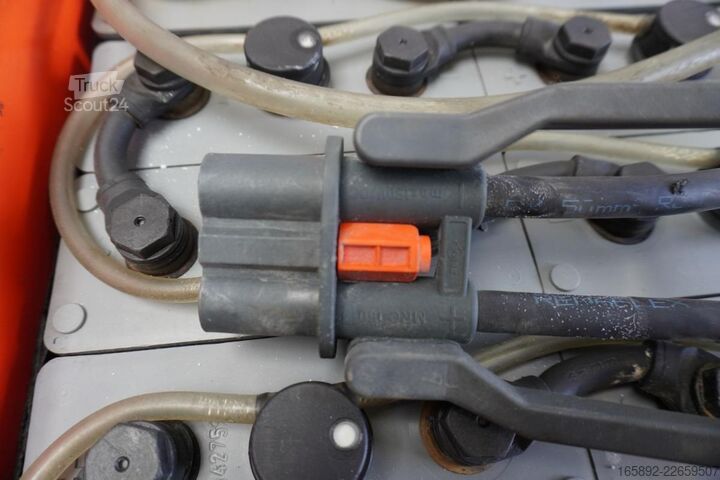 Targoncák akkumulátora GRUMA 80 Volt 4 PzS 500 Ah