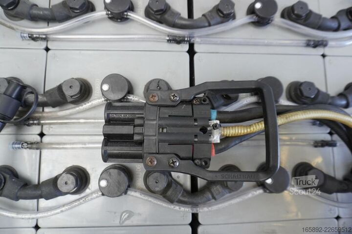 Batería de carretilla elevadora KECKEISEN 48 Volt 6 PzS 750 Ah
