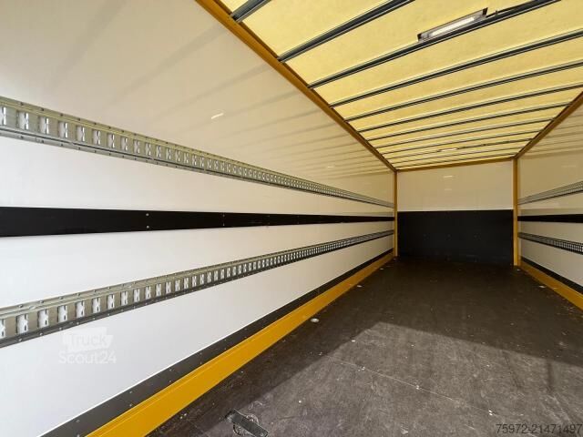 Vrachtwagen met bakwagen Atego 1224 L