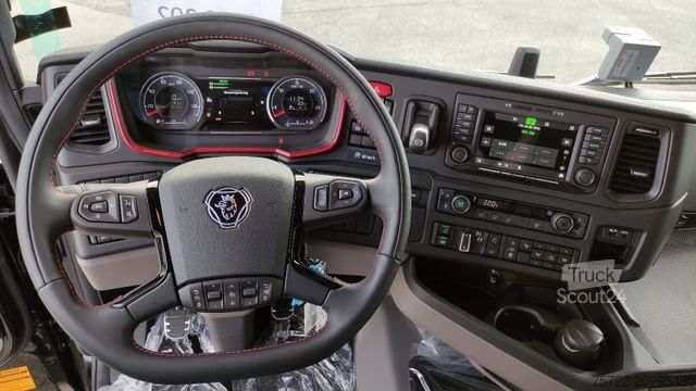 Rąstvežis SCANIA R590 6x4 Schemel/Kran TAJFUN LIV oder EPSILON