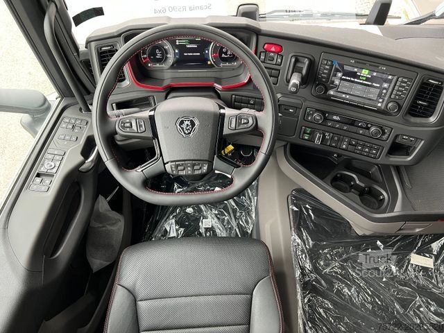 Rąstvežis SCANIA R590 6x4/Plattform/Kran TAJFUN LIV L150Z