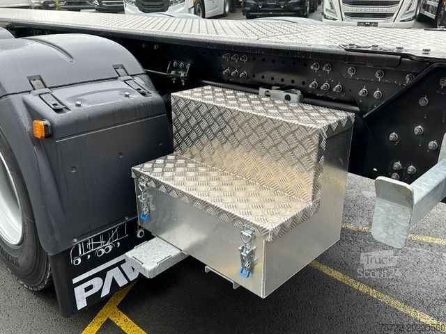 Φορτηγό μεταφοράς ξυλείας MAN TGX 33.520 6x4 BL Kurzholz Kran EPSILON / TAJFUN