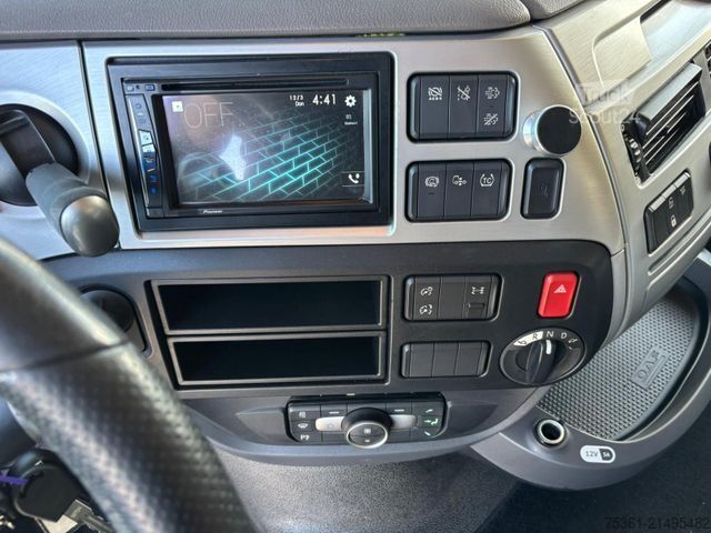 Standardni vlačilec DAF XF 530 FT Super Space Retarder 2 X Tank E6