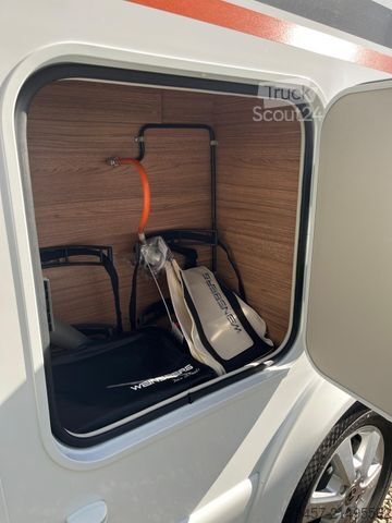 Camper semintegrato WEINSBERG CaraCompact MB 640 MEG Pepper AHK, LED, 4,2t