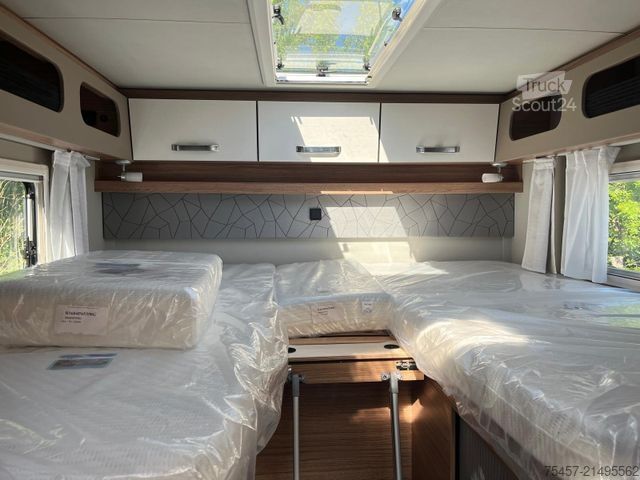 Camper semintegrato WEINSBERG CaraCompact MB 640 MEG Pepper AHK, LED, 4,2t