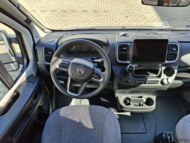 Напівінтегрований кемпер CARADO V V347 Automatik / Safety / Digital / Pro+