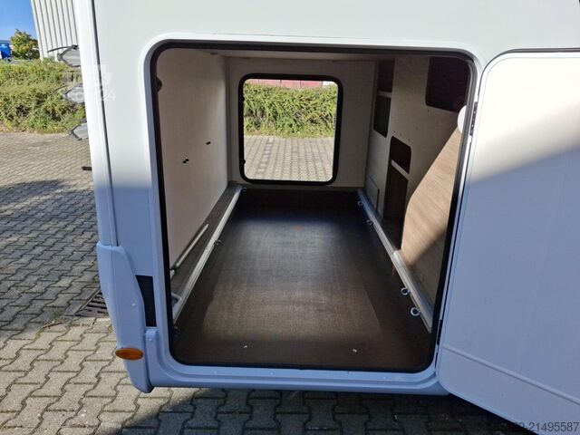Poluintegrisani kamper CARADO T 447 pro+ Digital Paket