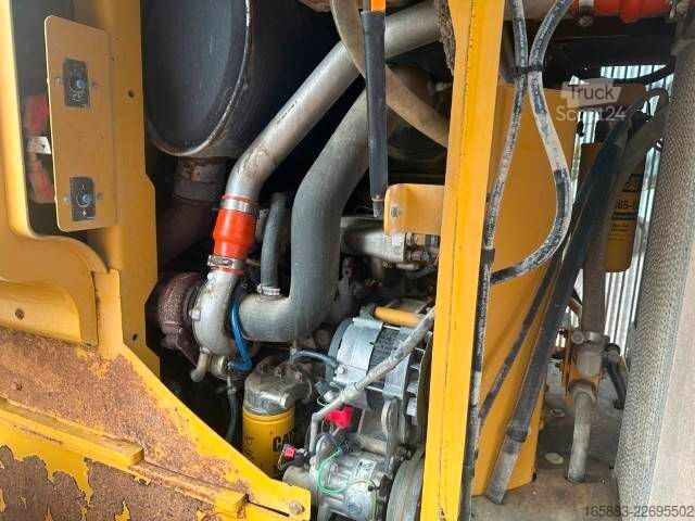Radlader CATERPILLAR Caterpillar 924 G Radlader 19.000 EUR / AC