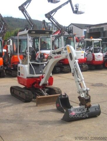Mini bager TAKEUCHI TB 215 R * 2x Löffel * vgl. 216